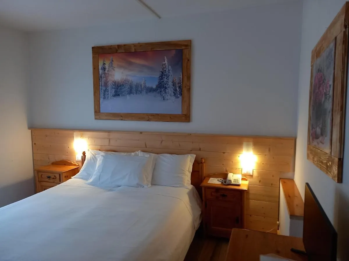 Albergo Scoiattolo Falcade Hotel
