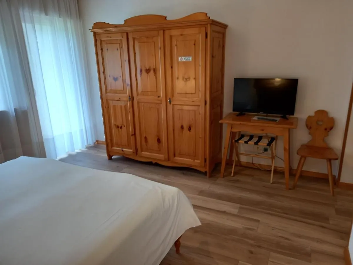 Hotel Albergo Scoiattolo Falcade